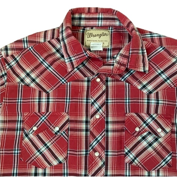 Wrangler western snap short sleeve red shirt size medium - Picture 5 of 5